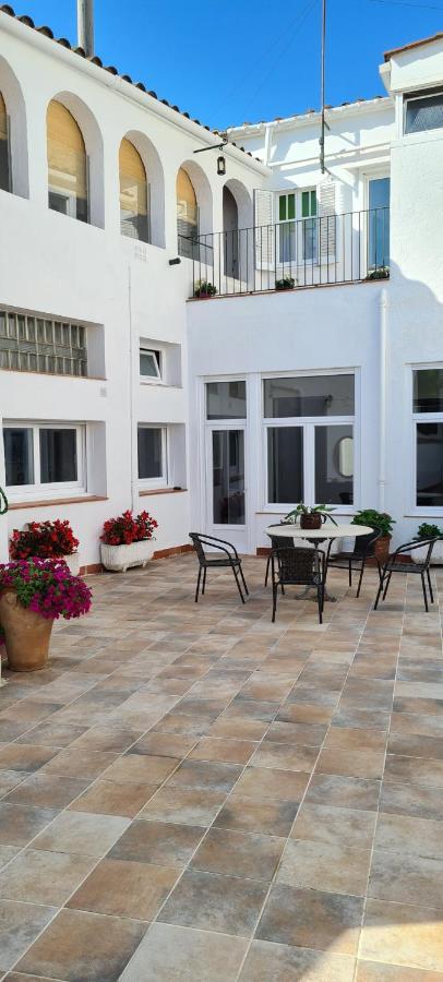 Can Mateuet - House Rental By Season Llagostera Exteriér fotografie